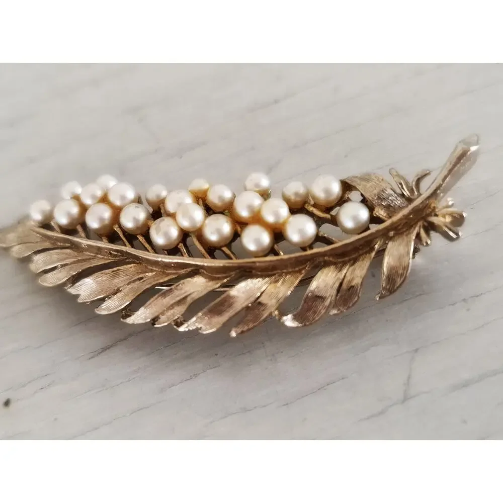 Vintage Signed ART Arthur Pepper Faux Pearl Leaf Brooch